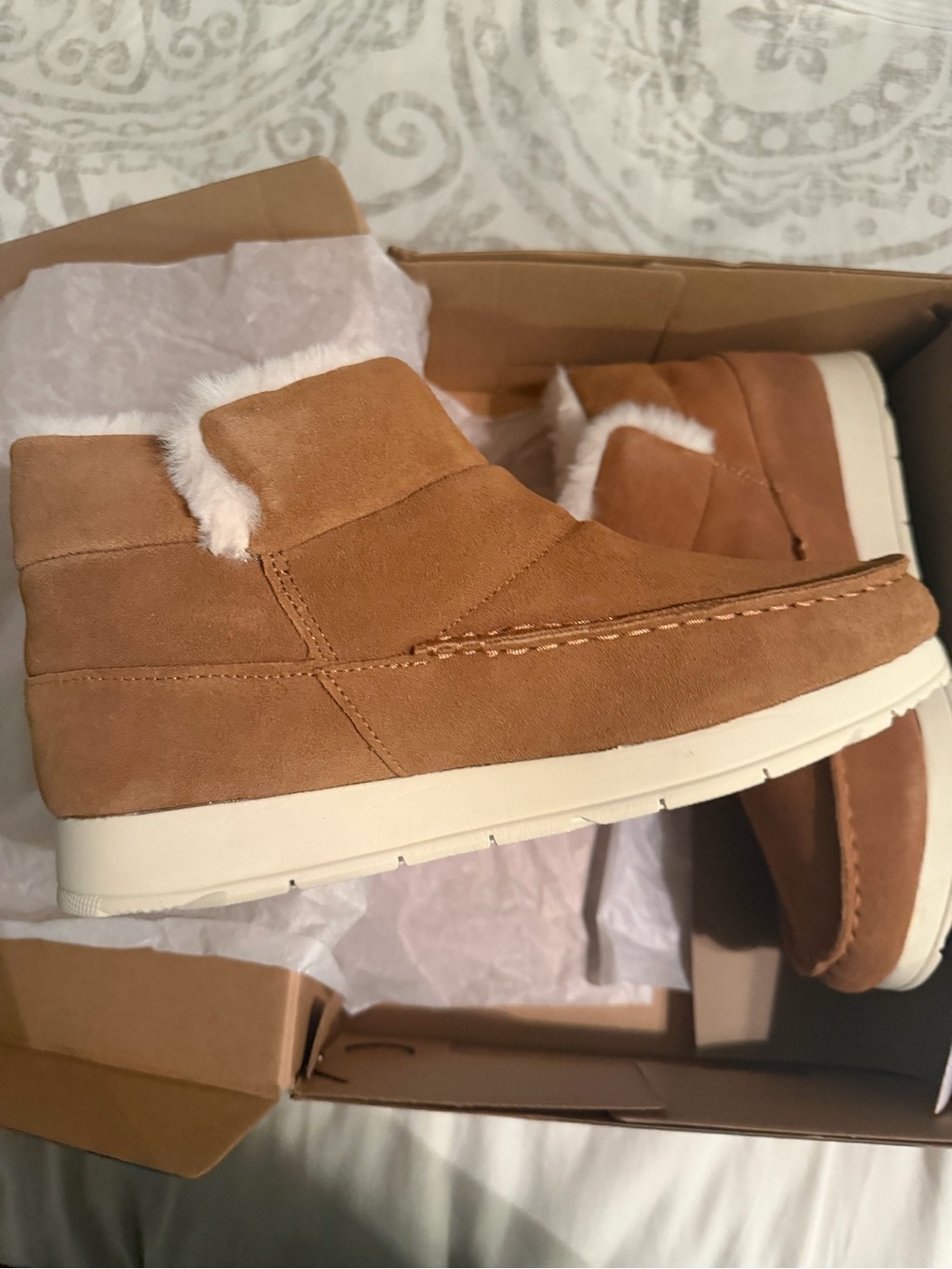 Sperry Tan Suede Slip-On Winter Ankle Boots with White Fur Trim